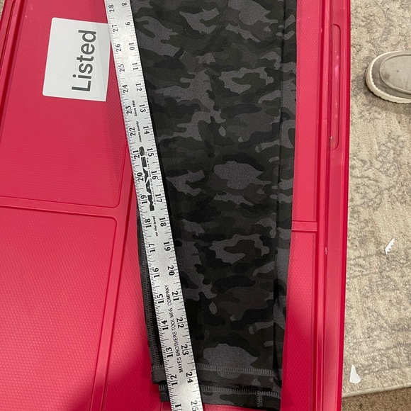Fablectics  Camo Print Leggings medium Fabletics. So soft , comfy too - Picture 7 of 9